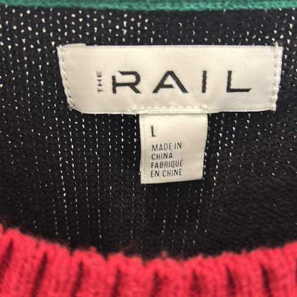 Ugly sweater used 1x.   Comes from a NS home - Picture 3 of 3